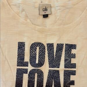 💙 CAbi LOVE TEE Spring 2021 💙